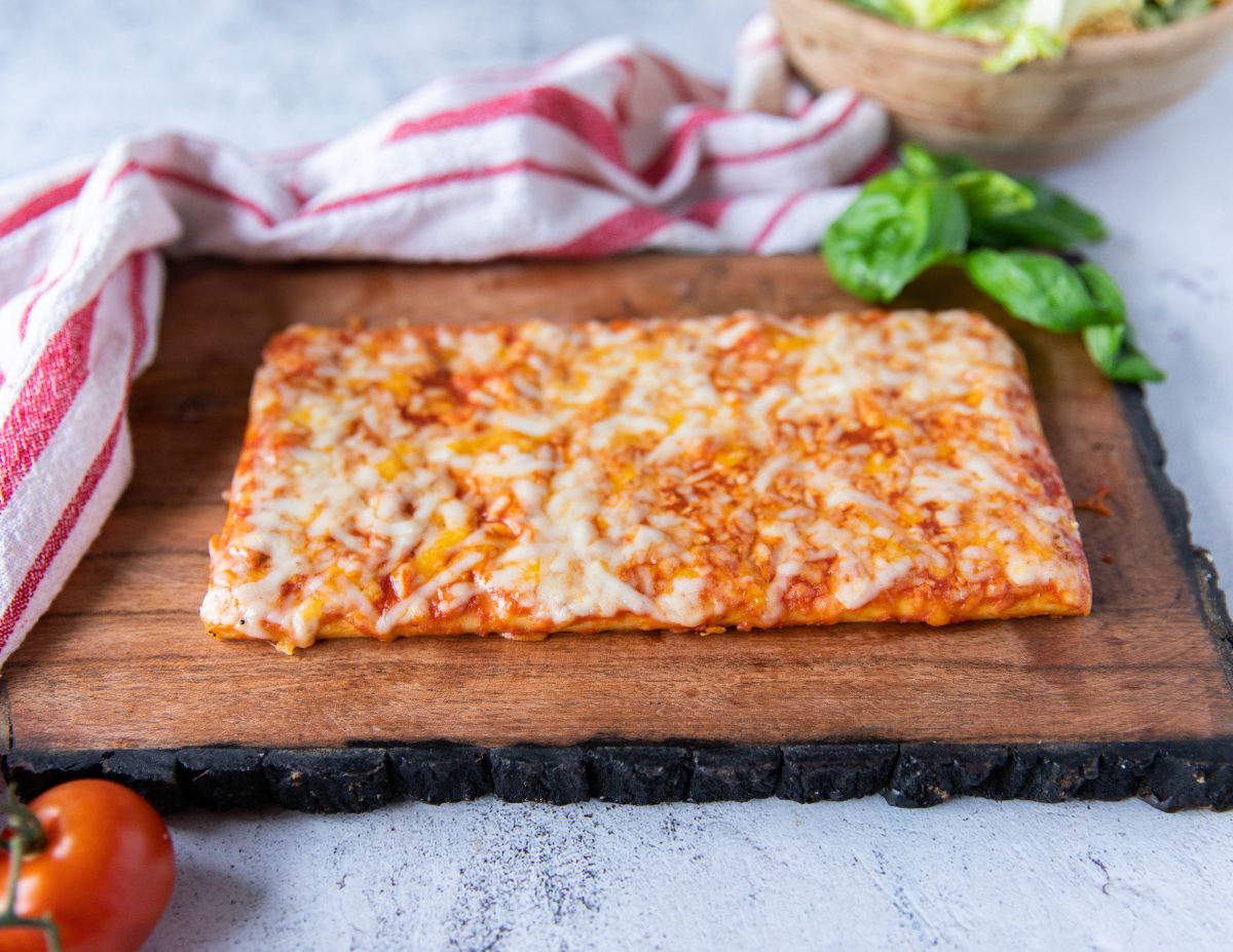 Wood Fired Personal Pizzas - Sealand Quality Foods