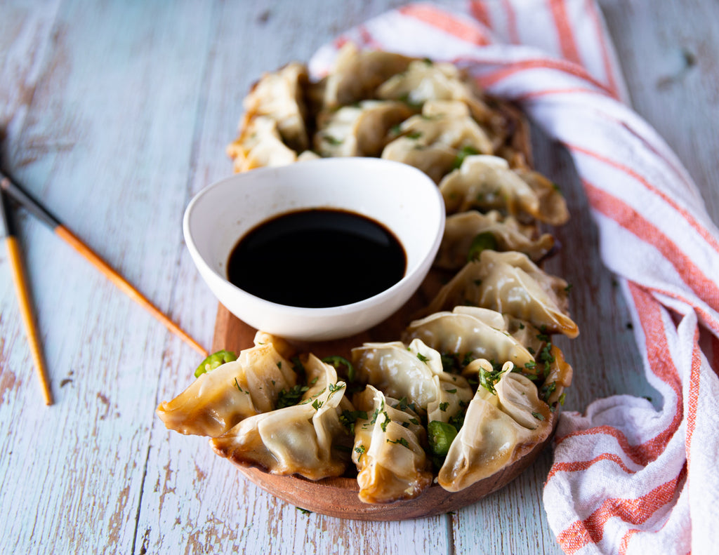 Sealand Quality Foods Chicken and Vegetable Dumpling Gyozas with Soy Sauce