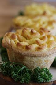 Mini Arancini Balls & Braised Beef, Horseradish Mashed Potato Mini Tarts